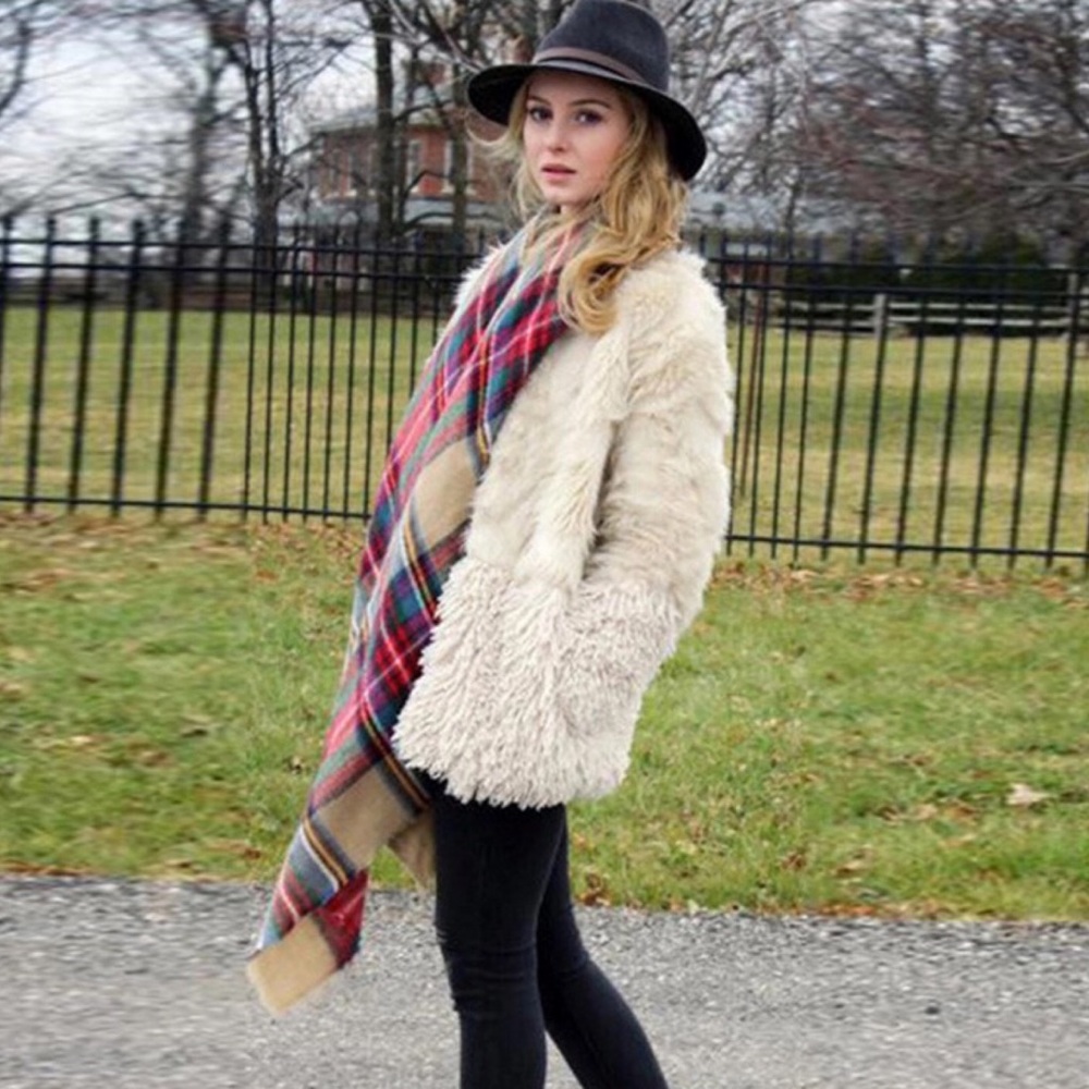 ๐ฅ SALE Classic Tartan Plush Plaid Blanket Scarf - Picture 5 of 8